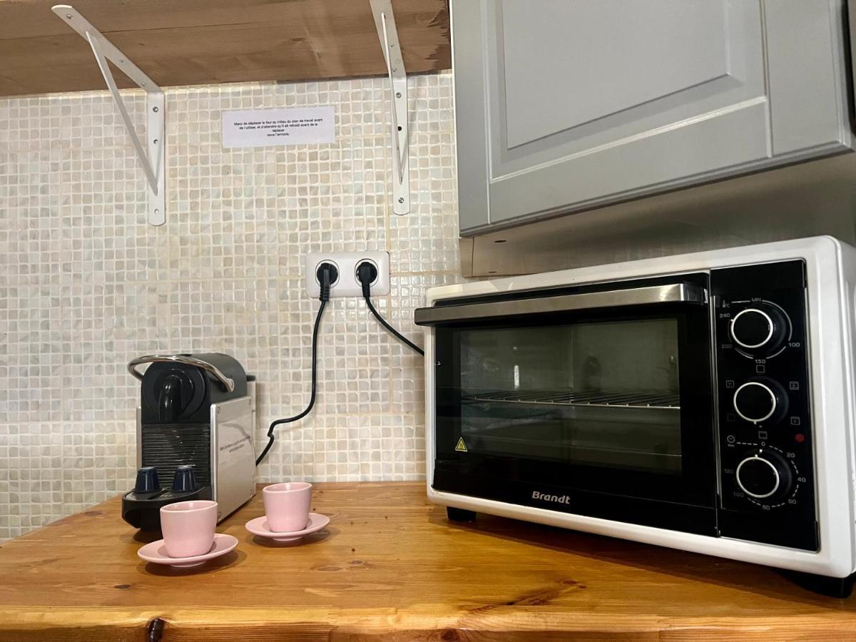 La Courette - T2 Plus Parking Gratuit Nimes Exterior foto